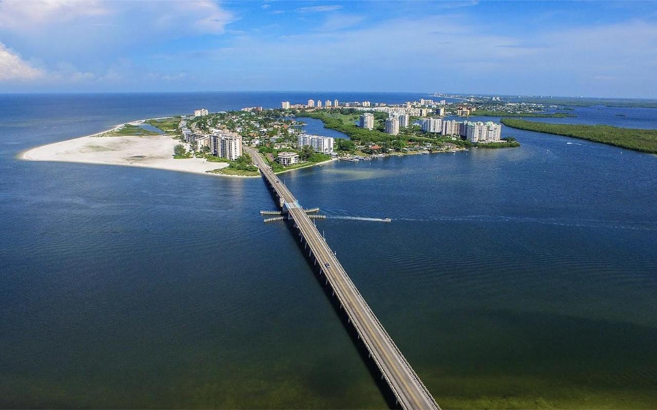 Always Summer On A White Sandy Beach Aparthotel Fort Myers Beach Esterno foto