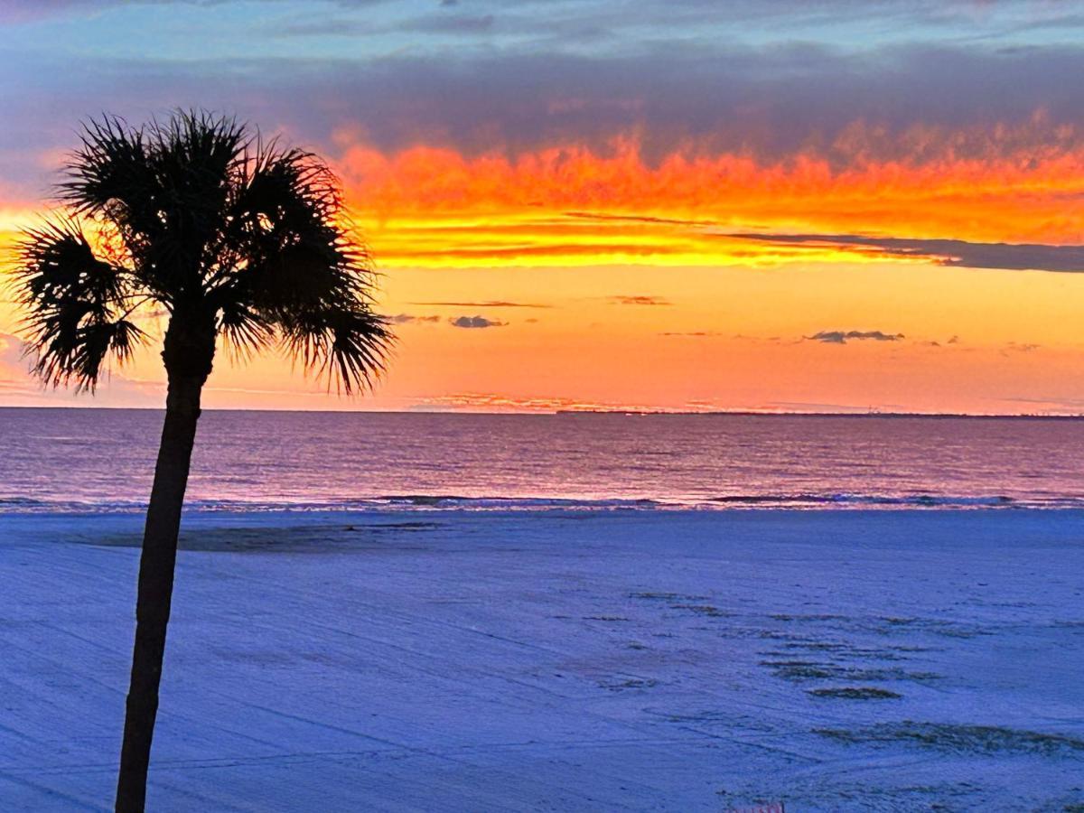 Always Summer On A White Sandy Beach Aparthotel Fort Myers Beach Esterno foto